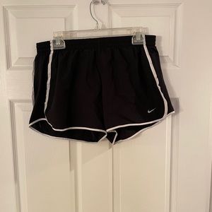 Women’s Nike Large Black Dri Fit Shorts